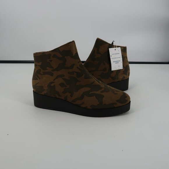 Lucky Brand Women's Camo Booties Side Zip Size 8 Waterproof Suede New with tags - Picture 5 of 10